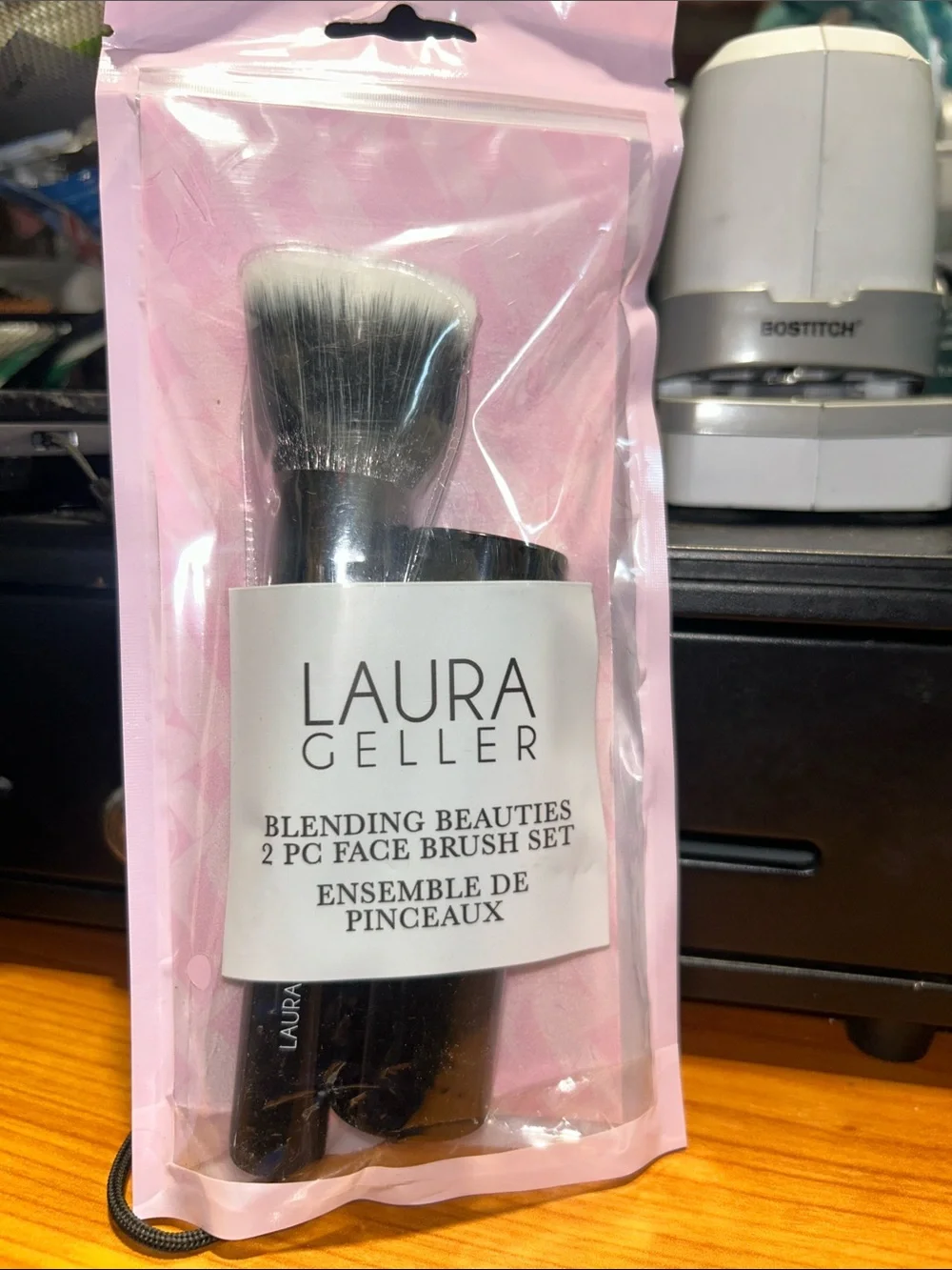 Laura Geller Gray & White Kabuki and Blending Brush Duo